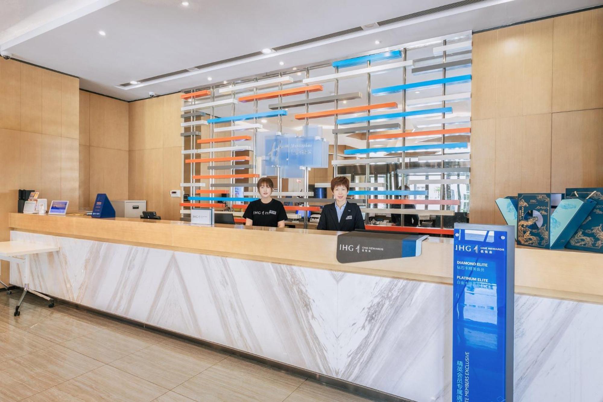 Holiday Inn Express Zhangye By Ihg Eksteriør bilde